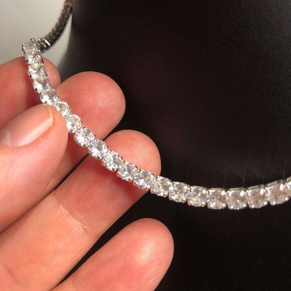 3522 Silvertone Stunning Round CZ Eternity necklace 14-16" - Picture 3 of 4